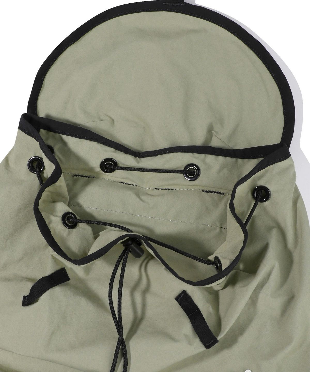 썬러브투어(SUNLOVETOUR) Explorer Daypack Khaki