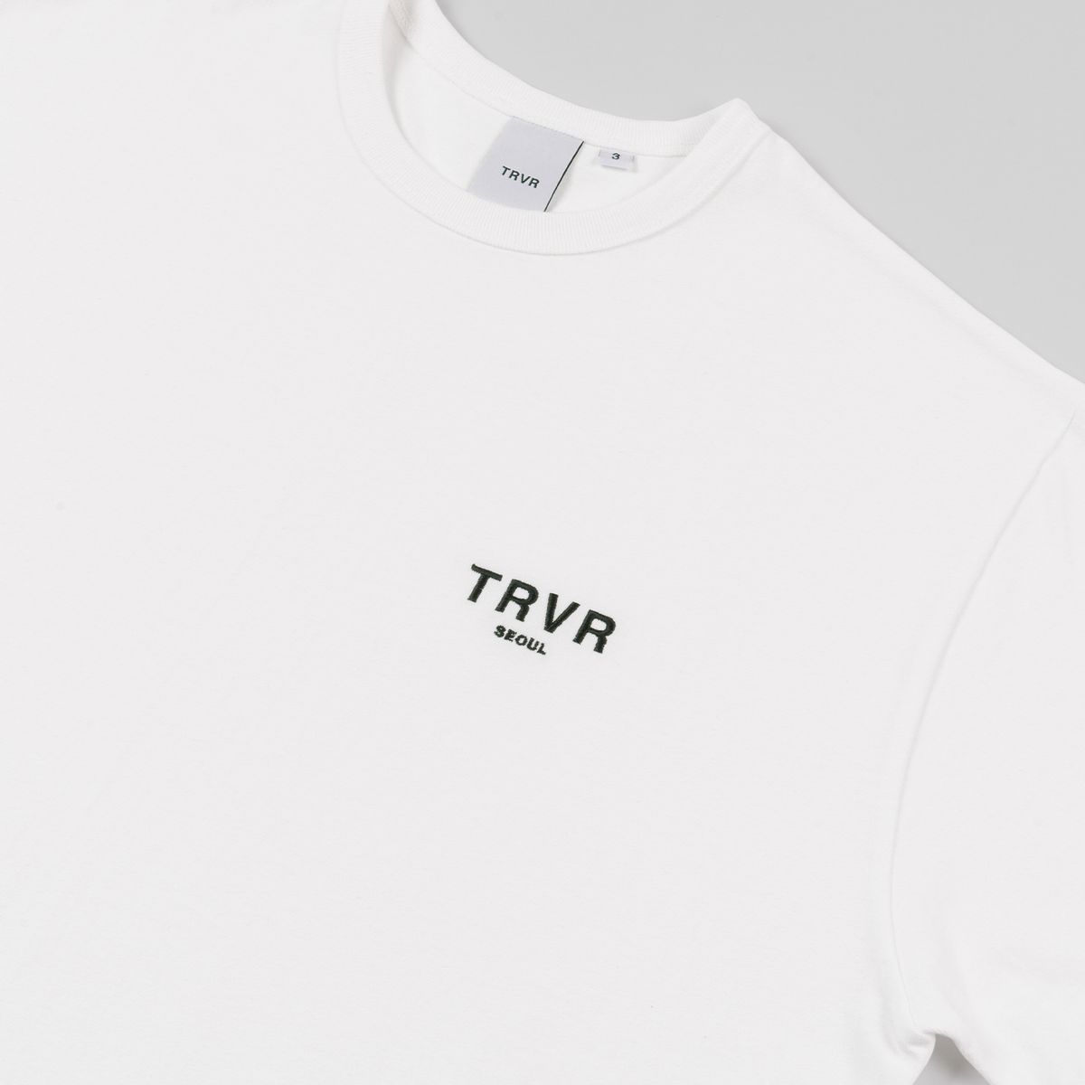 티알브이알(TRVR) Short Sleeve Embroidery White
