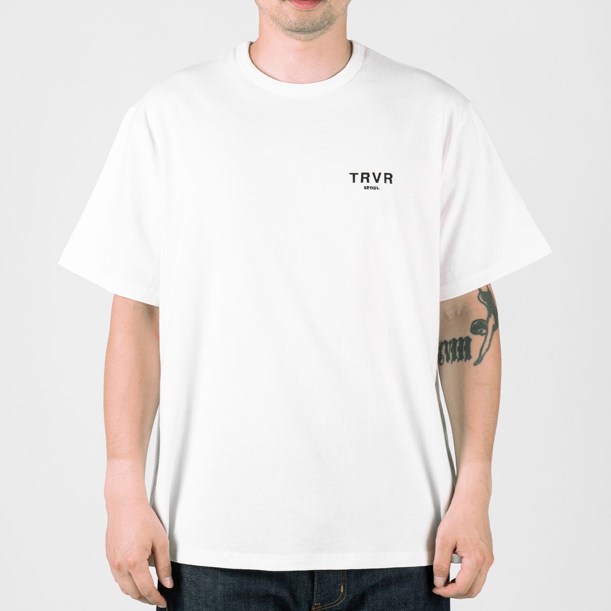 티알브이알(TRVR) Short Sleeve Embroidery White