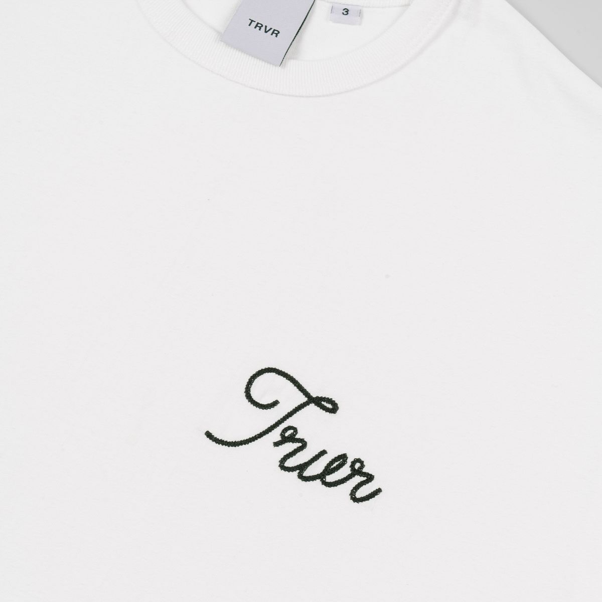 티알브이알(TRVR) Short Sleeve Chain Stitch White