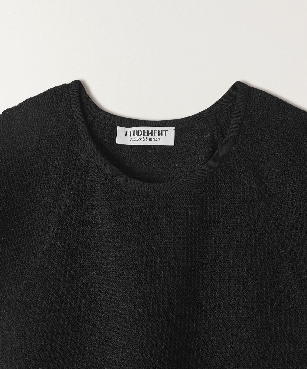 튜드먼트(TTUDEMENT) PUFF SLEEVE ROUND NECK KNIT TOP BLACK