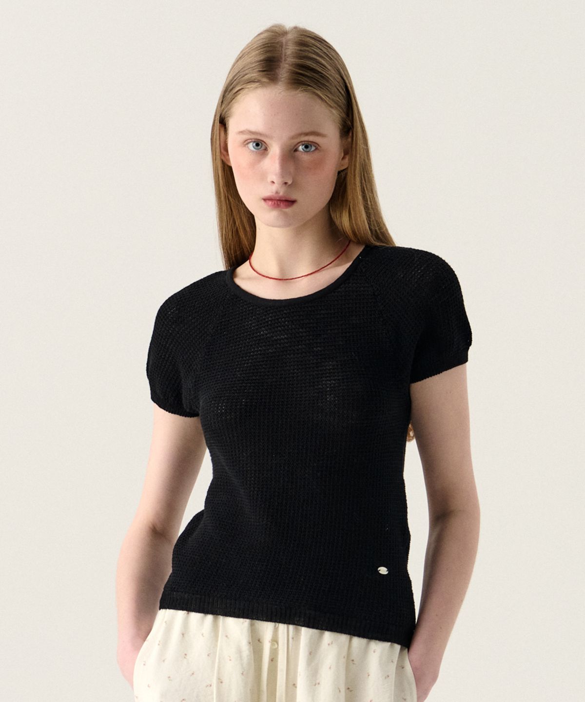 튜드먼트(TTUDEMENT) PUFF SLEEVE ROUND NECK KNIT TOP BLACK