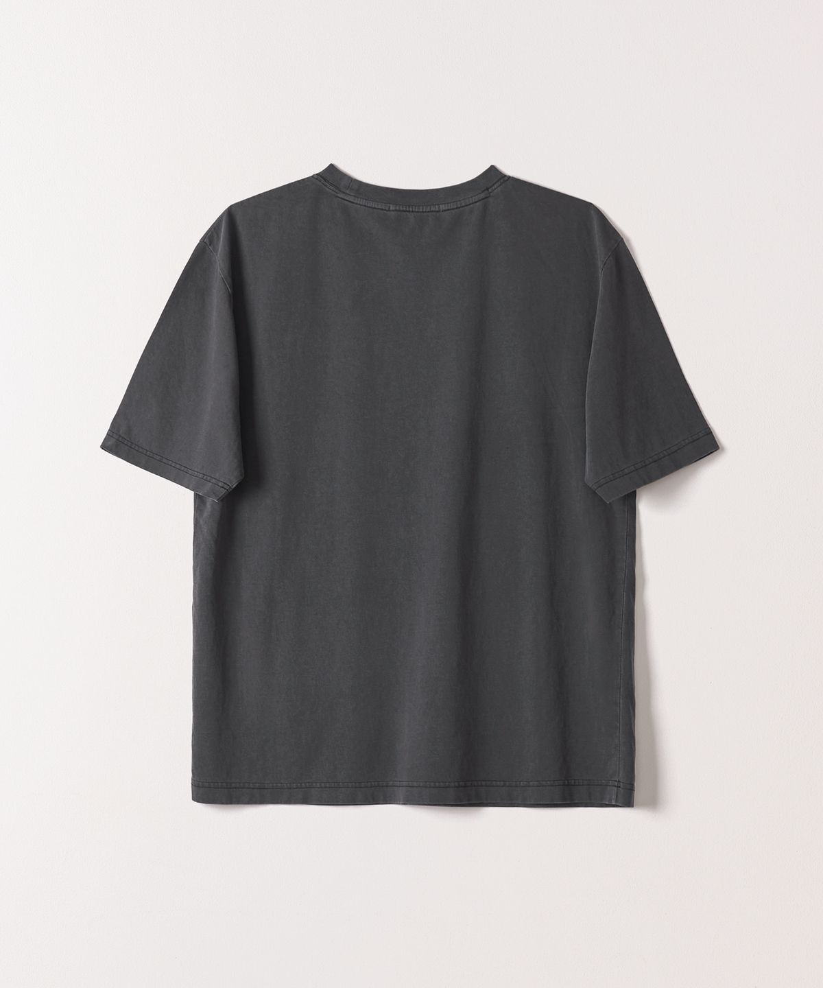 튜드먼트(TTUDEMENT) CAKE BEAR TEE CHARCOAL