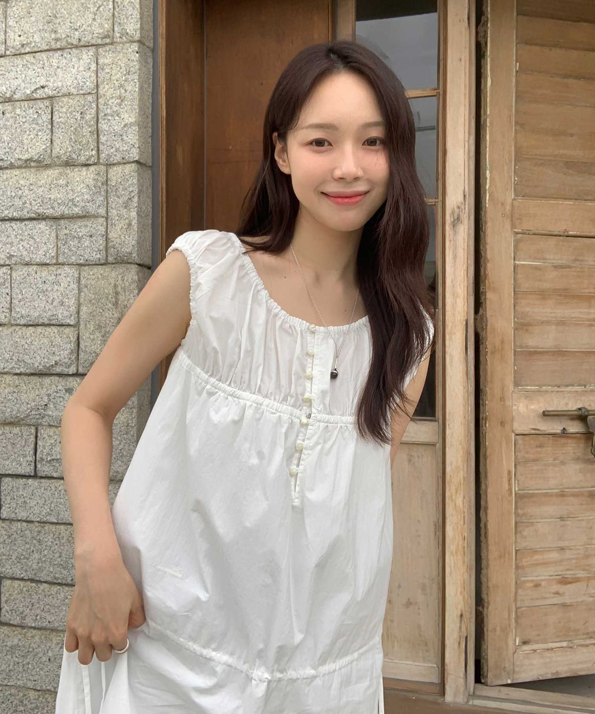 튜드먼트(TTUDEMENT) SHIRRING BABY DOLL DRESS WHITE