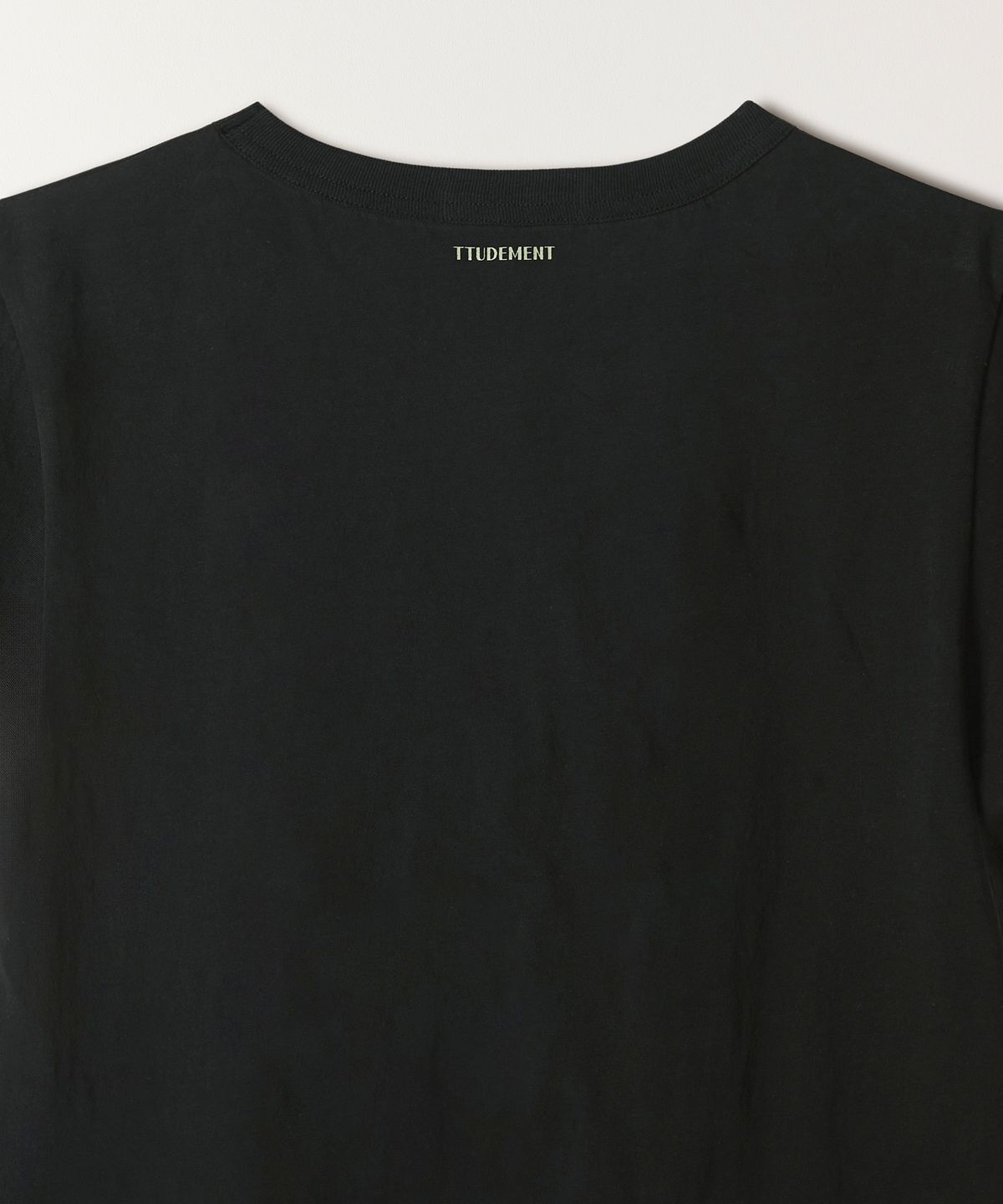 튜드먼트(TTUDEMENT) TTUDEMENT MARKET TEE BLACK