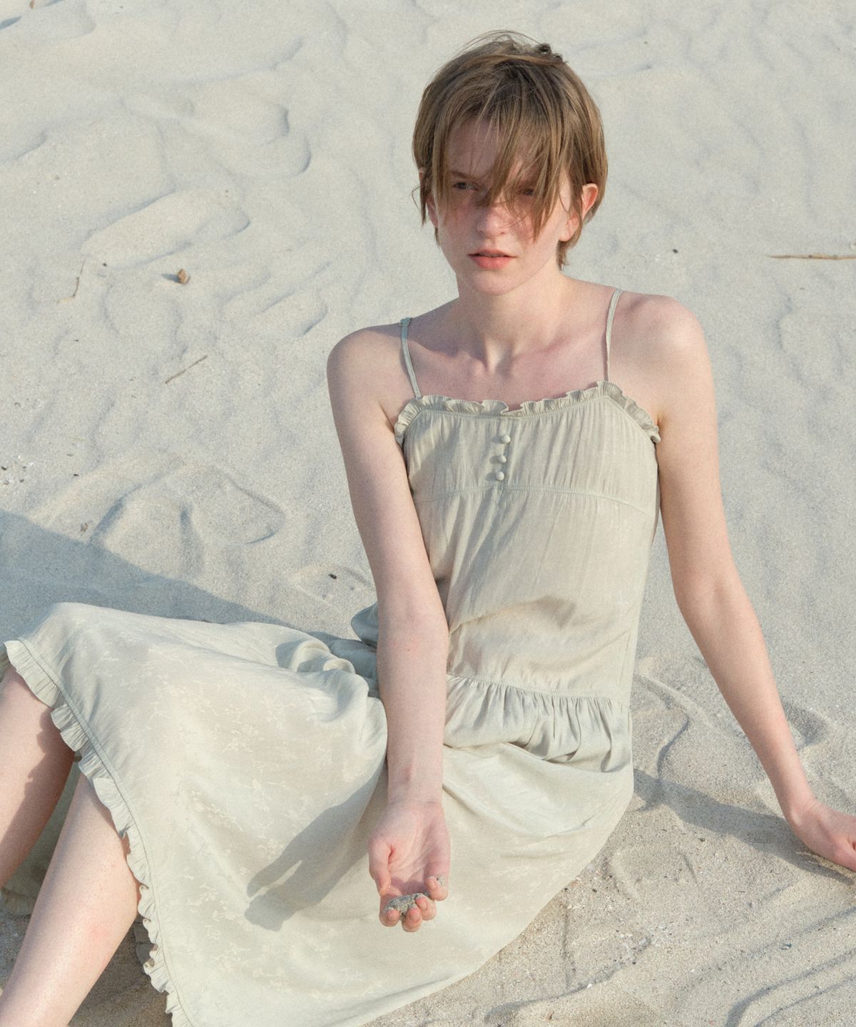 튜드먼트(TTUDEMENT) SATIN STRAP MIDI DRESS MINT