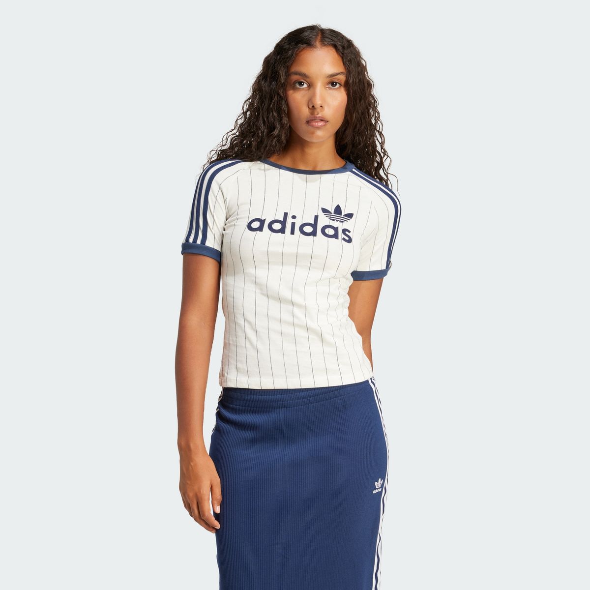 아디다스(ADIDAS) 리니어 캘리 그래픽 티 JC7705