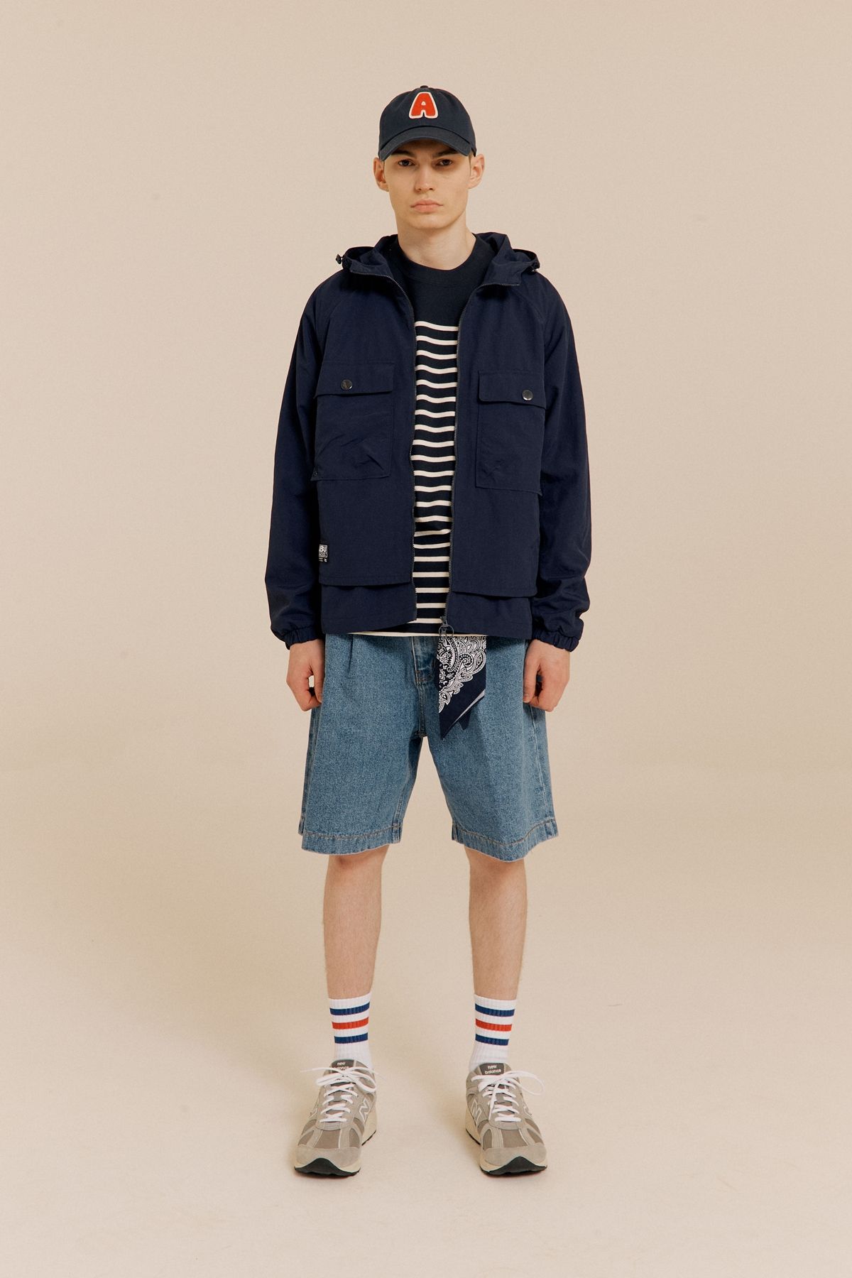 아부가르시아(ABU GARCIA) 경량 윈드브레이커 NAVY