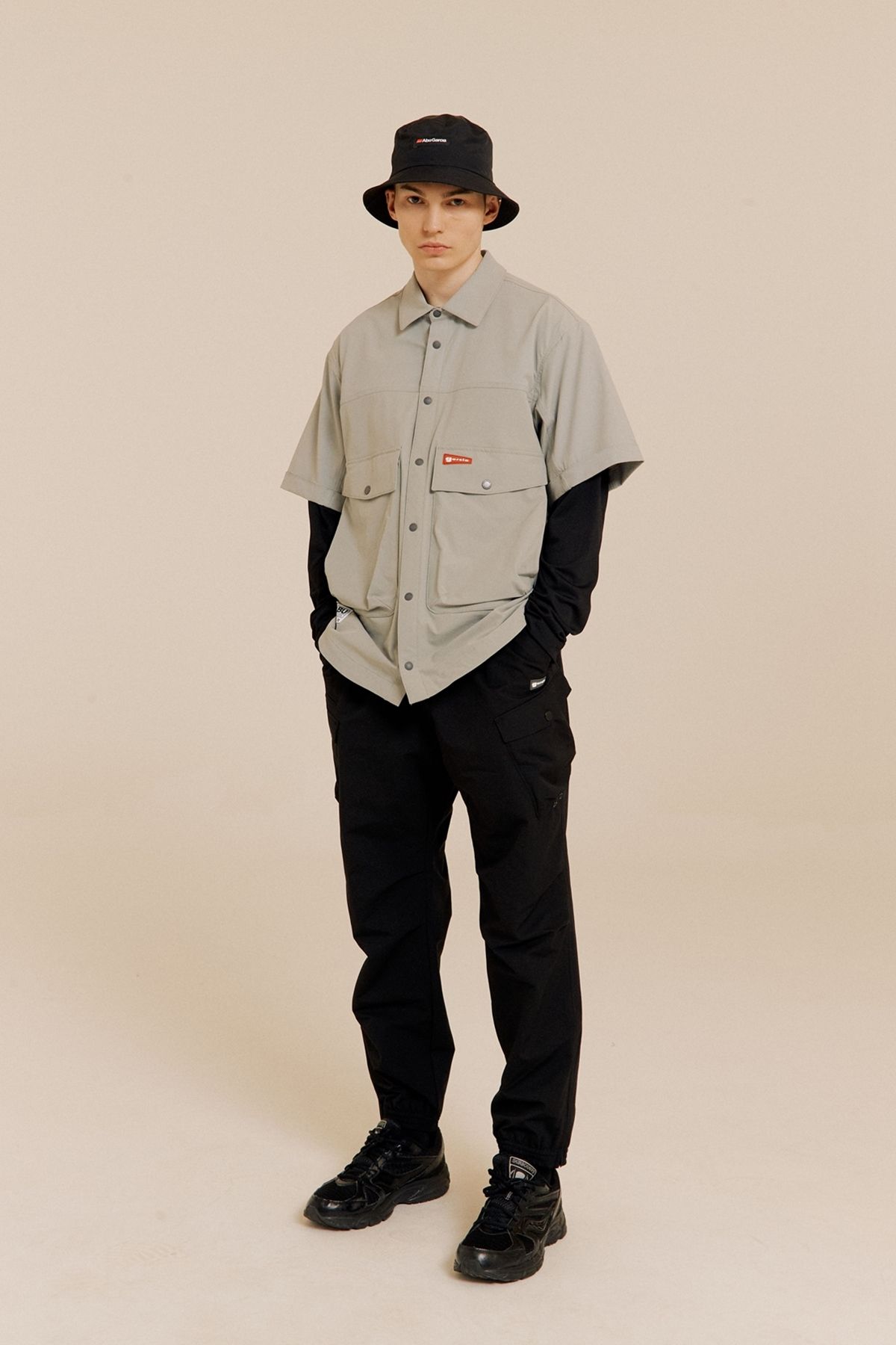 아부가르시아(ABU GARCIA) 반팔 셔켓 LIGHT GREY