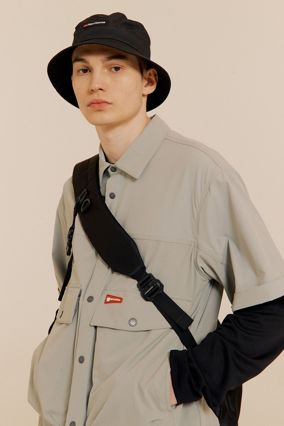 아부가르시아(ABU GARCIA) 반팔 셔켓 LIGHT GREY