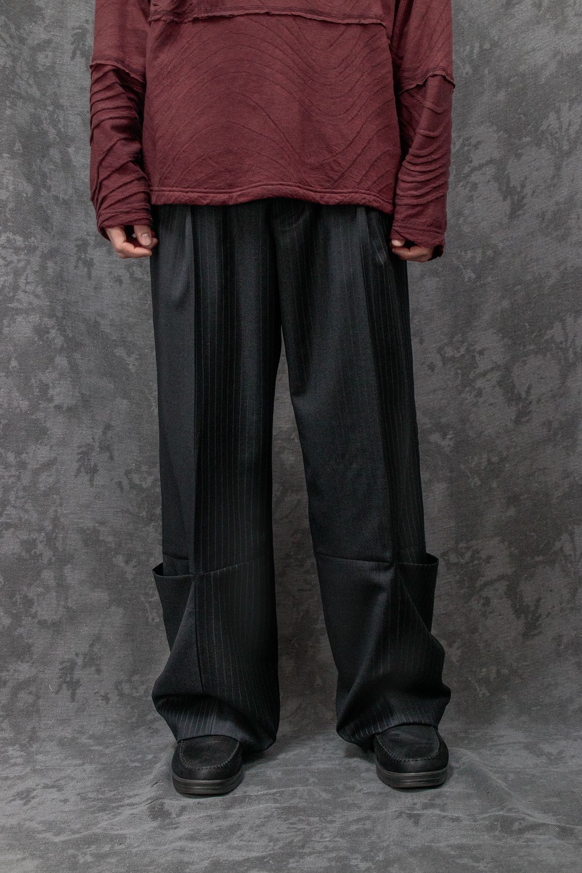 래깅툴즈(LAGGINGTOOLS) Calf Wrap Pants_____deep charcoal (dead stock fabric)