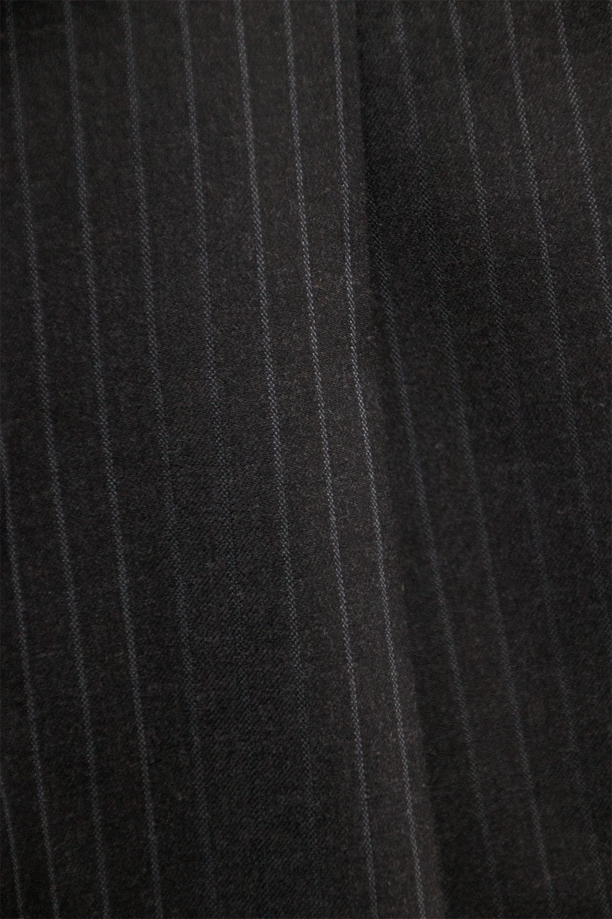 래깅툴즈(LAGGINGTOOLS) Calf Wrap Pants_____deep charcoal (dead stock fabric)