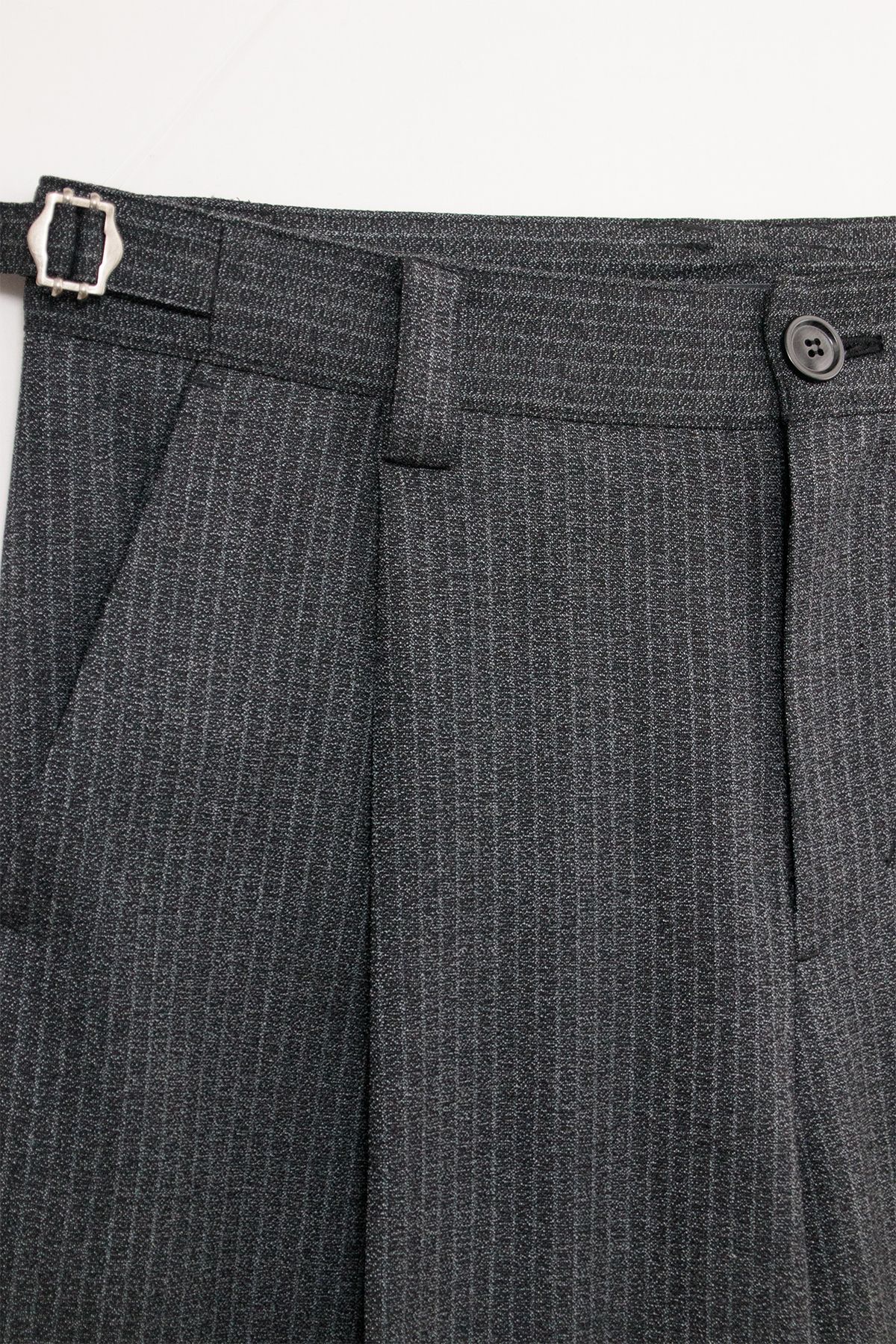 래깅툴즈(LAGGINGTOOLS) Calf Wrap Pants_____grain black (dead stock fabric)