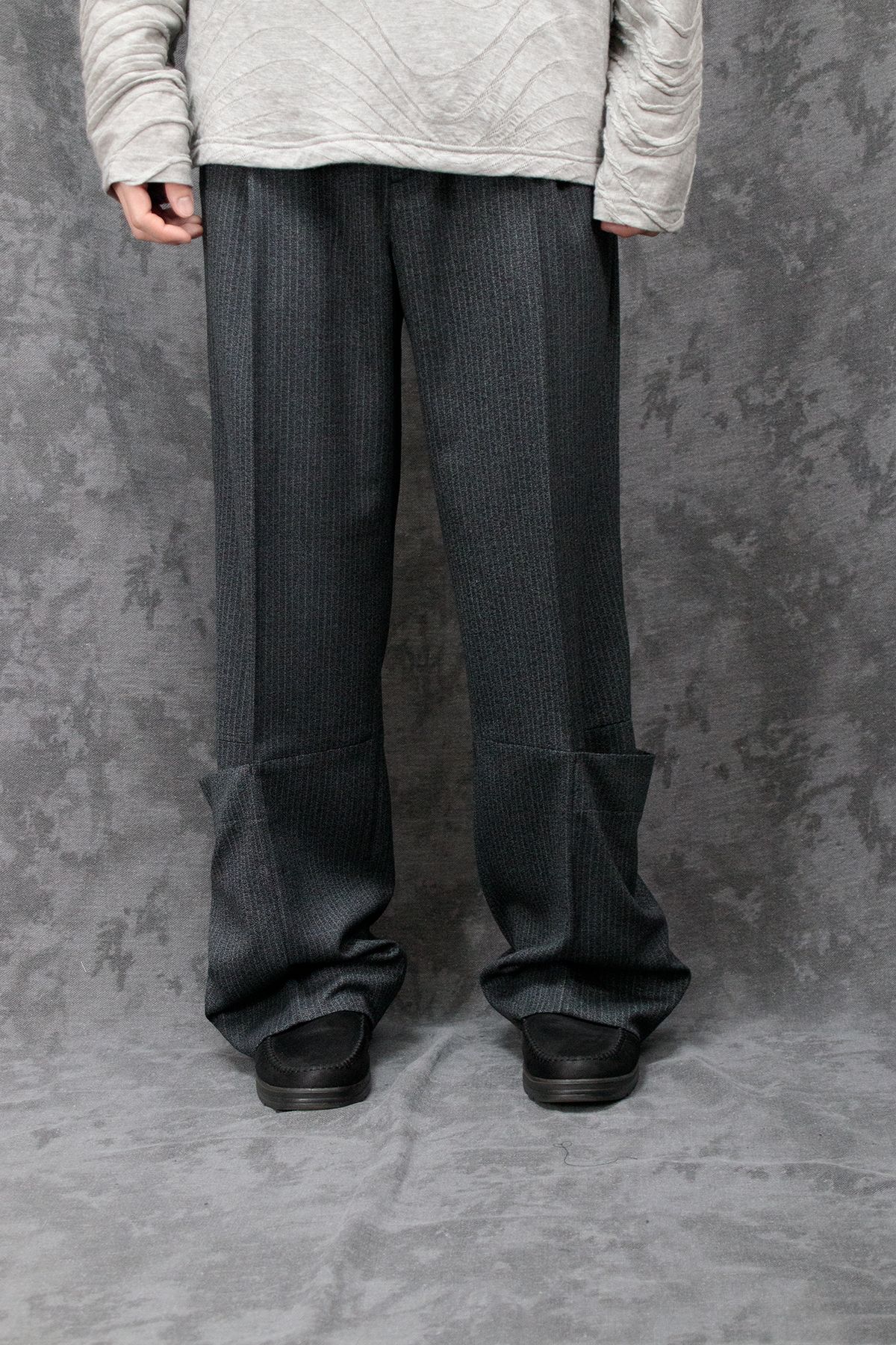 래깅툴즈(LAGGINGTOOLS) Calf Wrap Pants_____grain black (dead stock fabric)