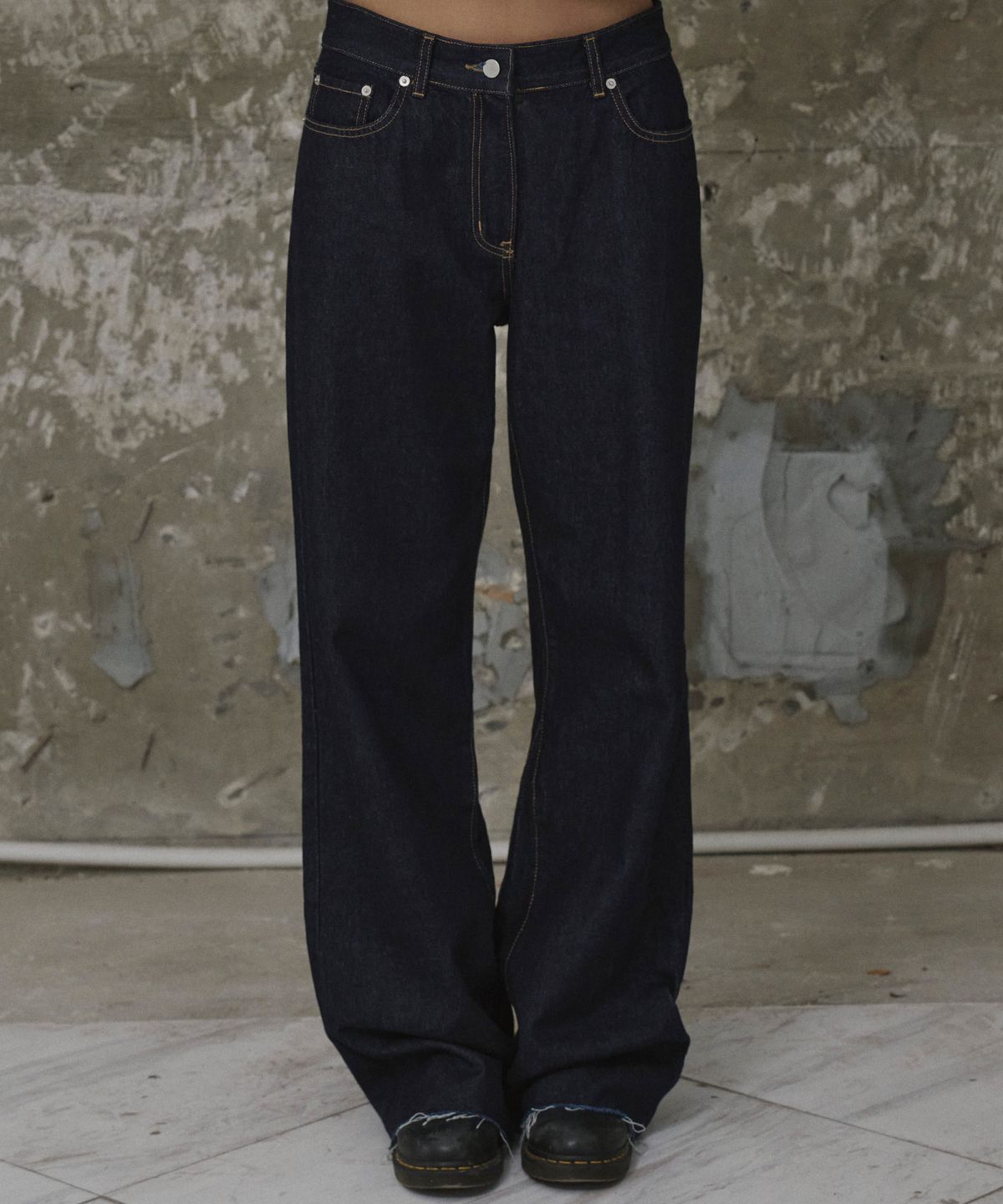 에르에르(ERER) Washed Bootcut Denim Pants Indigo