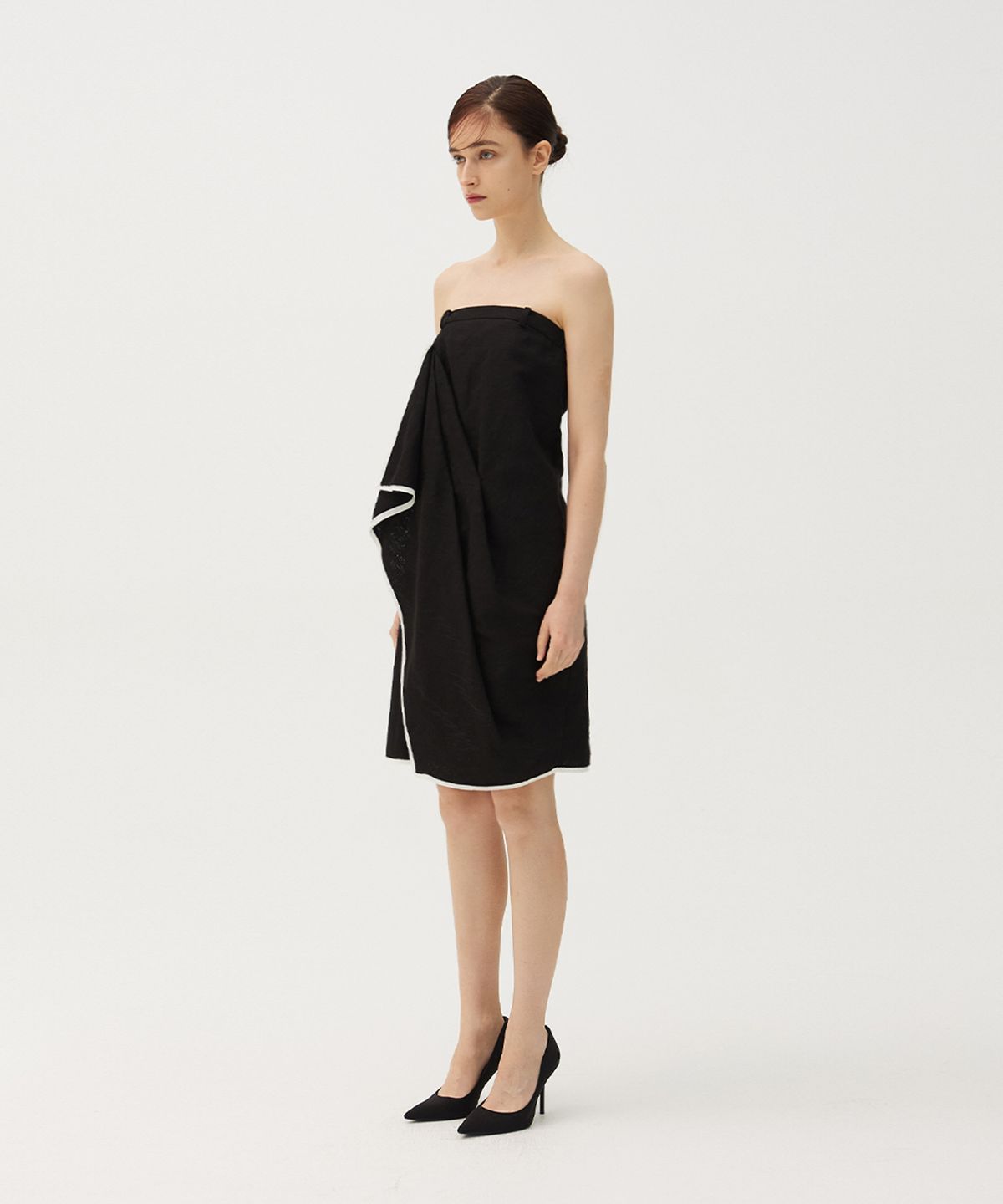 므아므(MMAM) Linen stitch drape dress