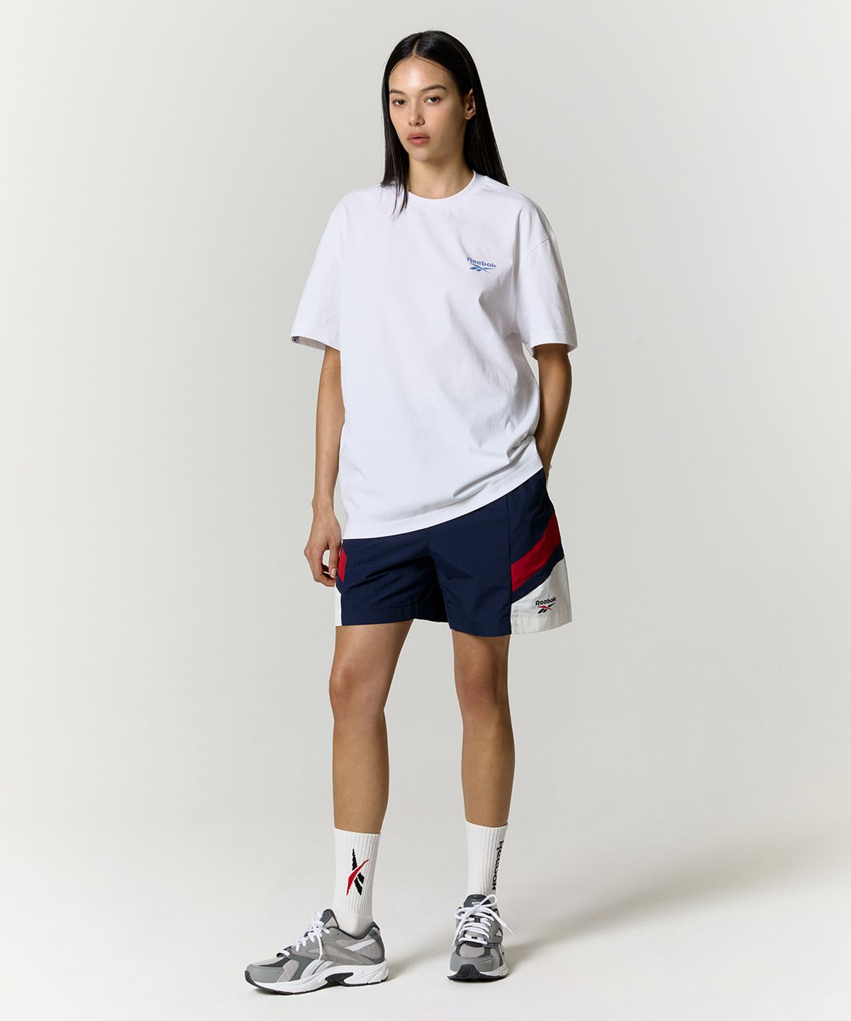 리복(REEBOK) 아이스코튼 그래픽 티셔츠 - 화이트