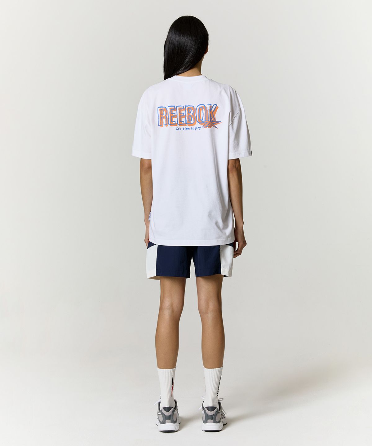 리복(REEBOK) 아이스코튼 그래픽 티셔츠 - 화이트