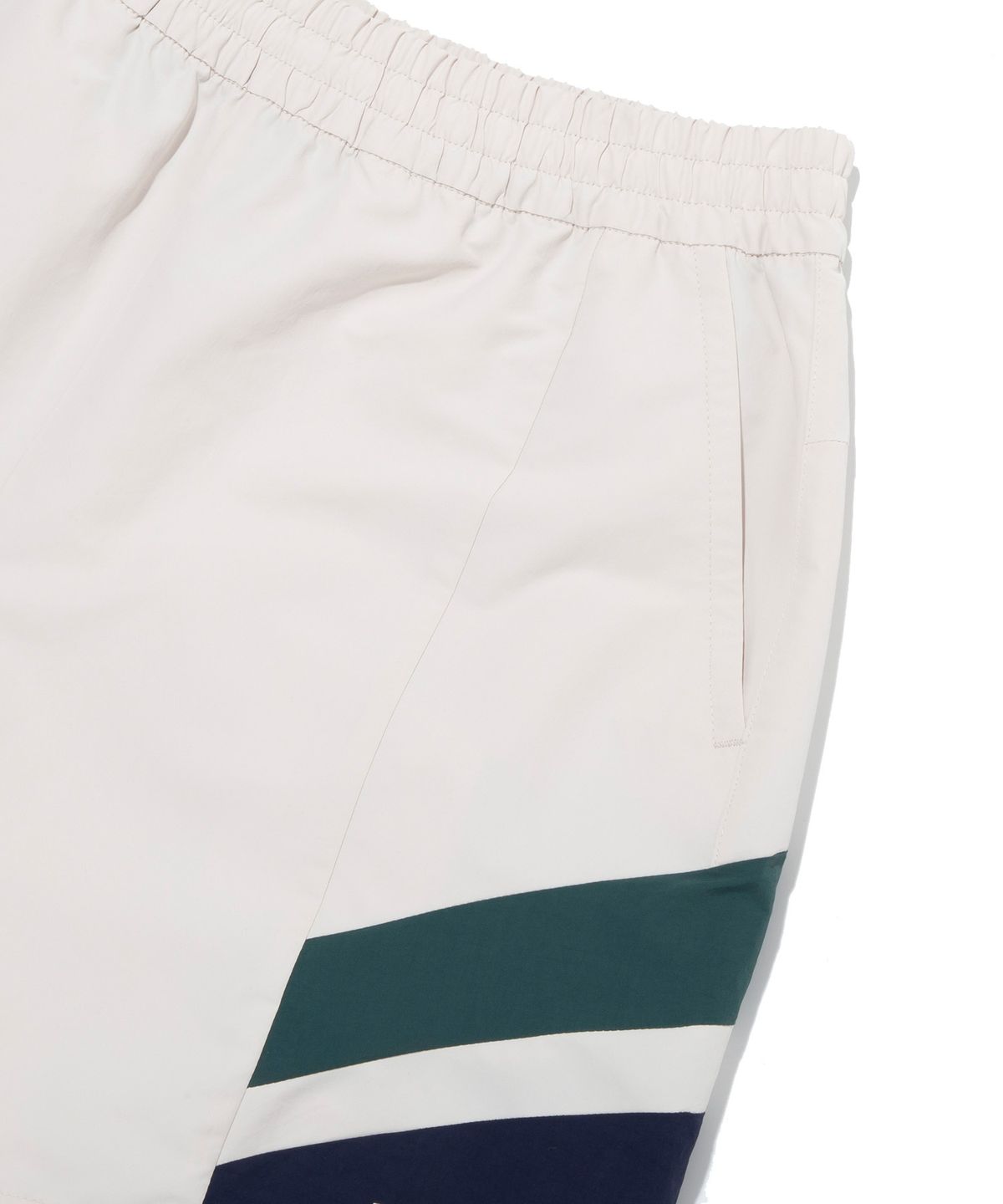 리복(REEBOK) DNA 쇼츠 - 에크루