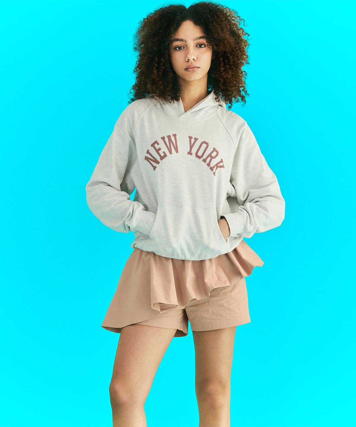 에르에르(ERER) Vintage Painted Raglan Hoodie White Melange