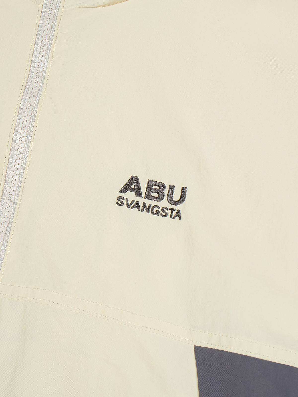 아부가르시아(ABU GARCIA) 웜업 후드 집업 LIGHT BEIGE