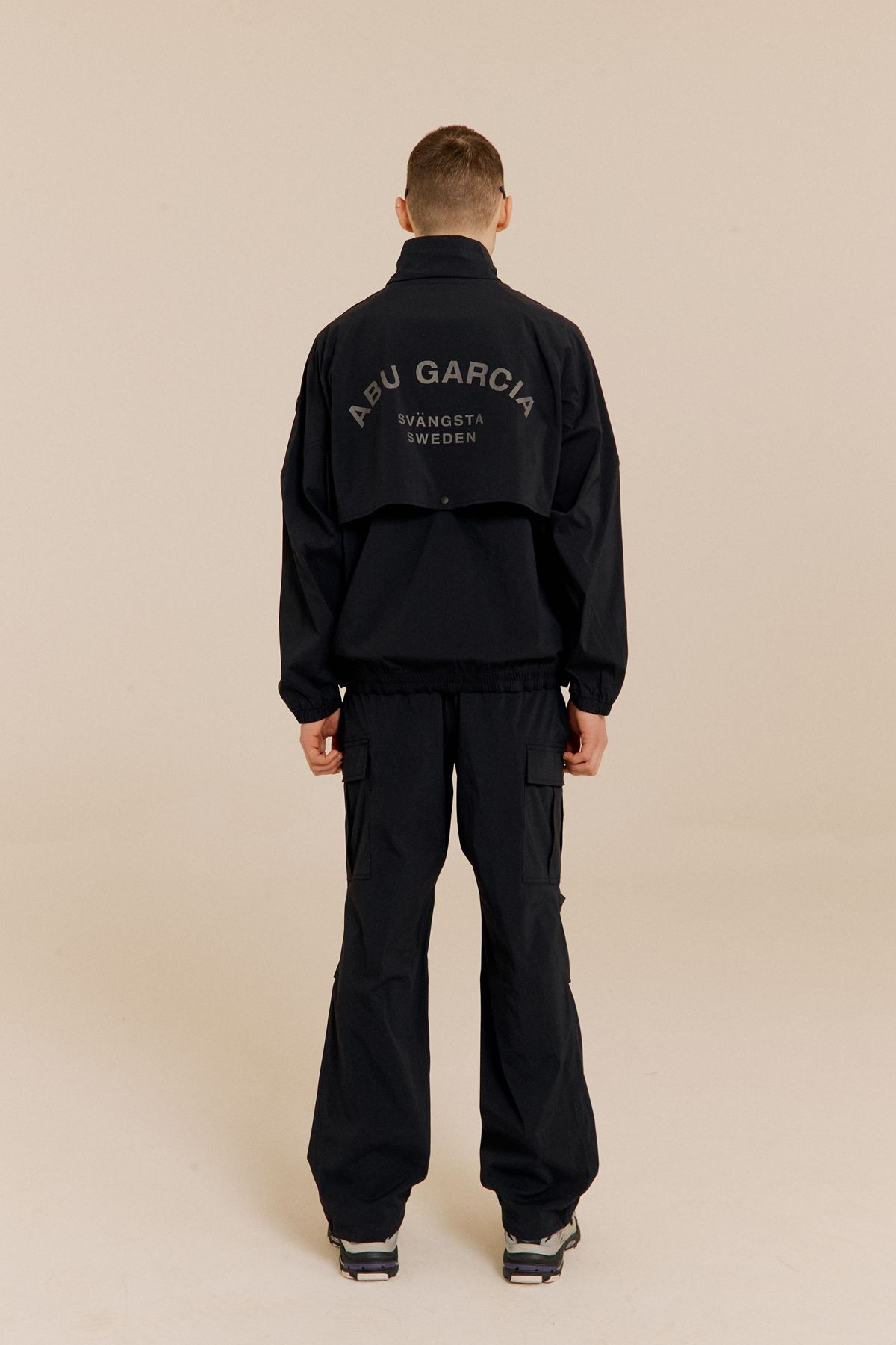 아부가르시아(ABU GARCIA) 루즈핏 웜업 팬츠 BLACK
