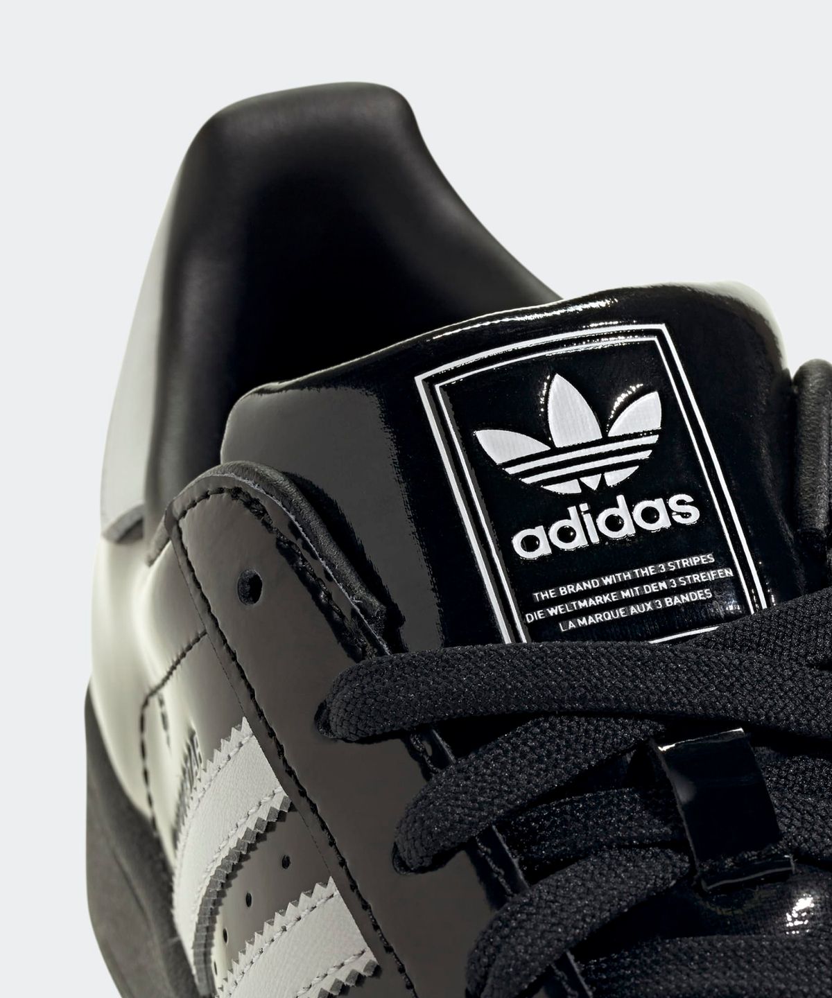 아디다스(ADIDAS) 슈퍼스타 II - 블랙:화이트 / JH7756
