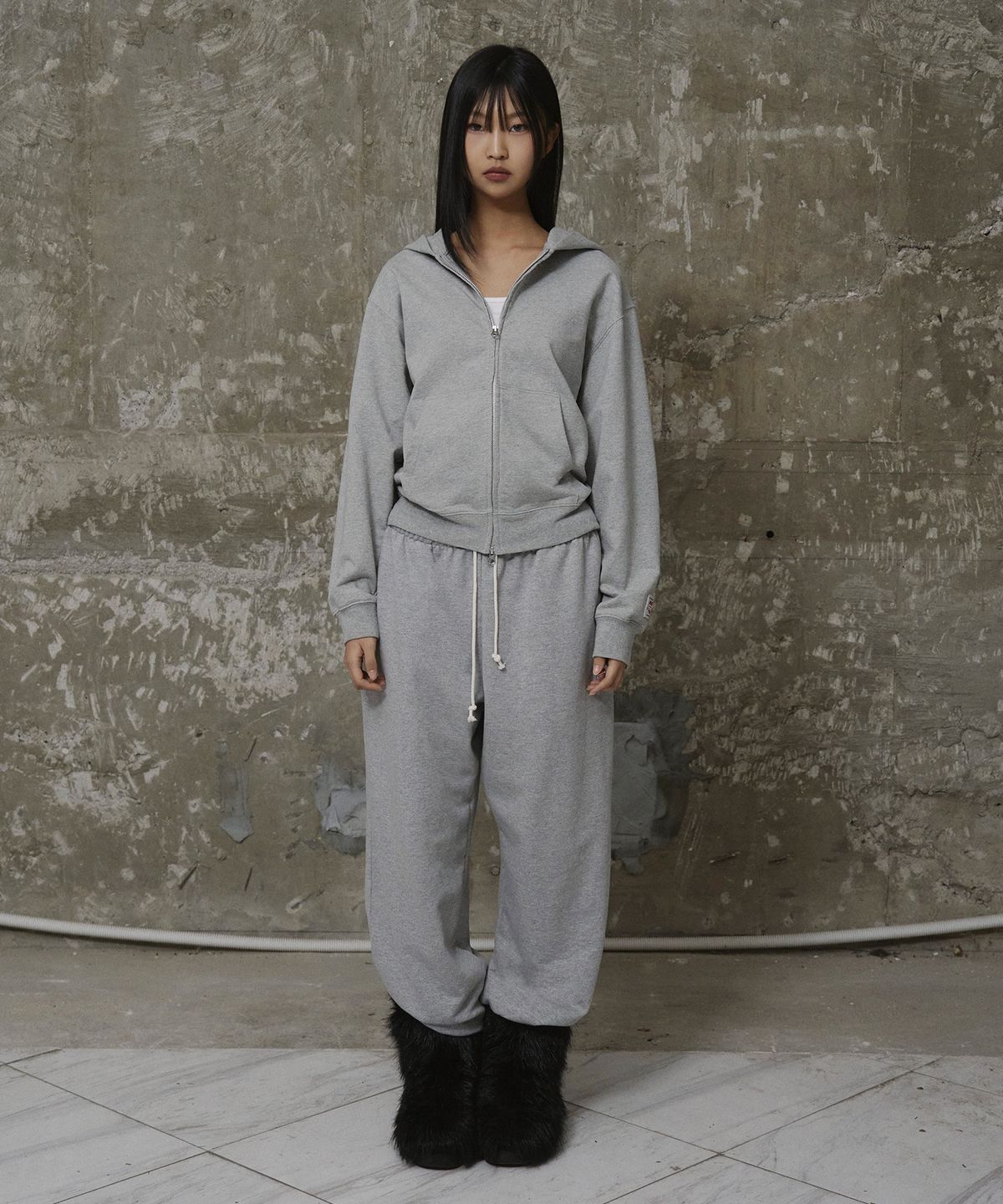 에르에르(ERER) Vintage Label Zip-up Hoodie Melange Gray