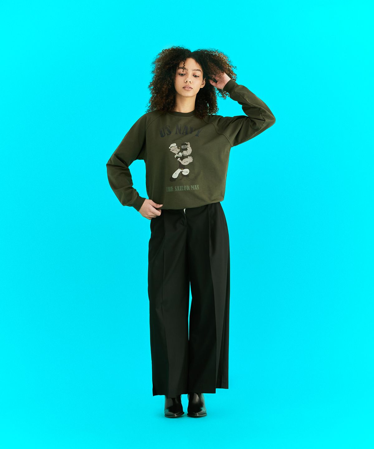에르에르(ERER) Vintage Artwork Raglan Sweatshirt Khaki