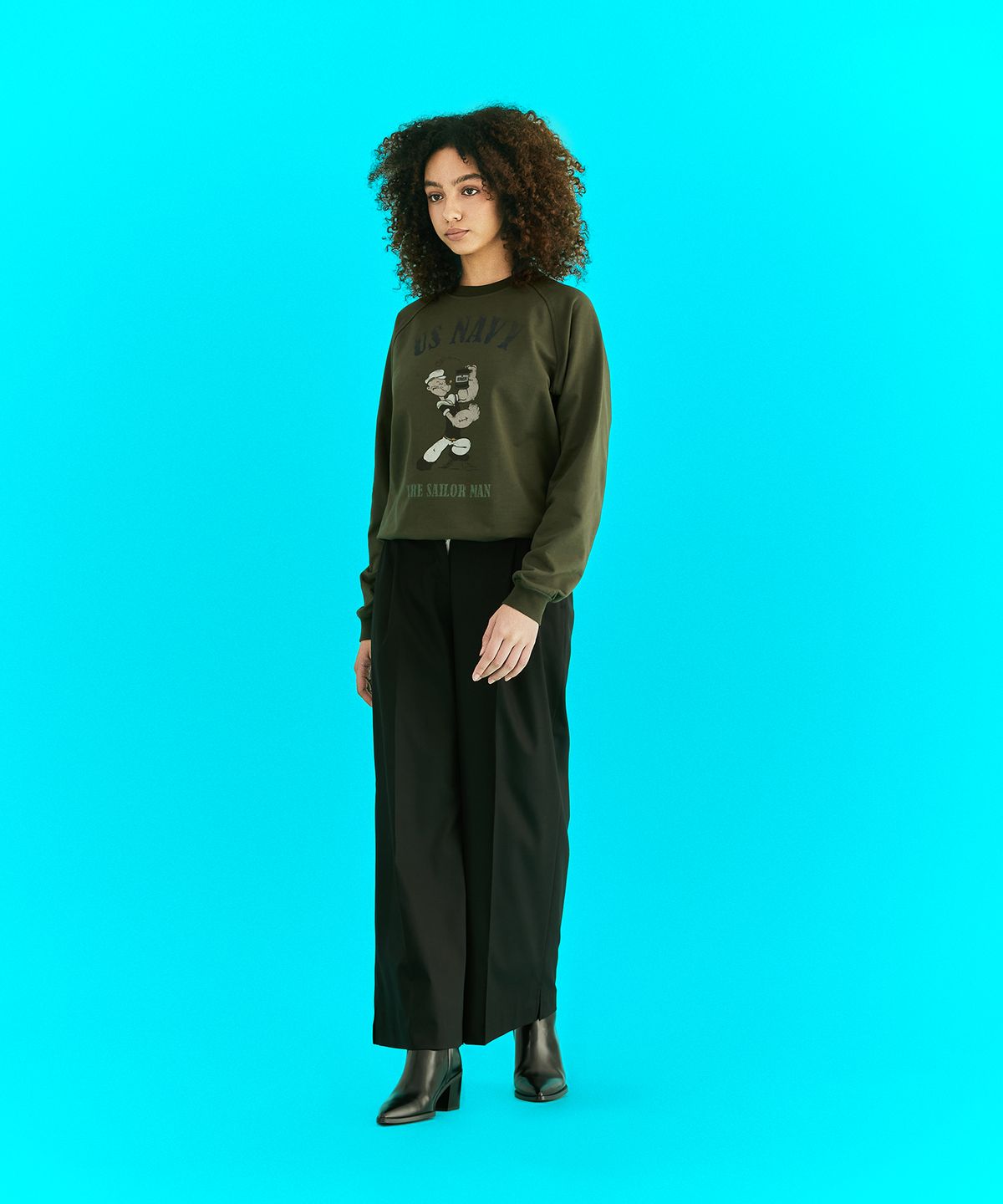 에르에르(ERER) Vintage Artwork Raglan Sweatshirt Khaki