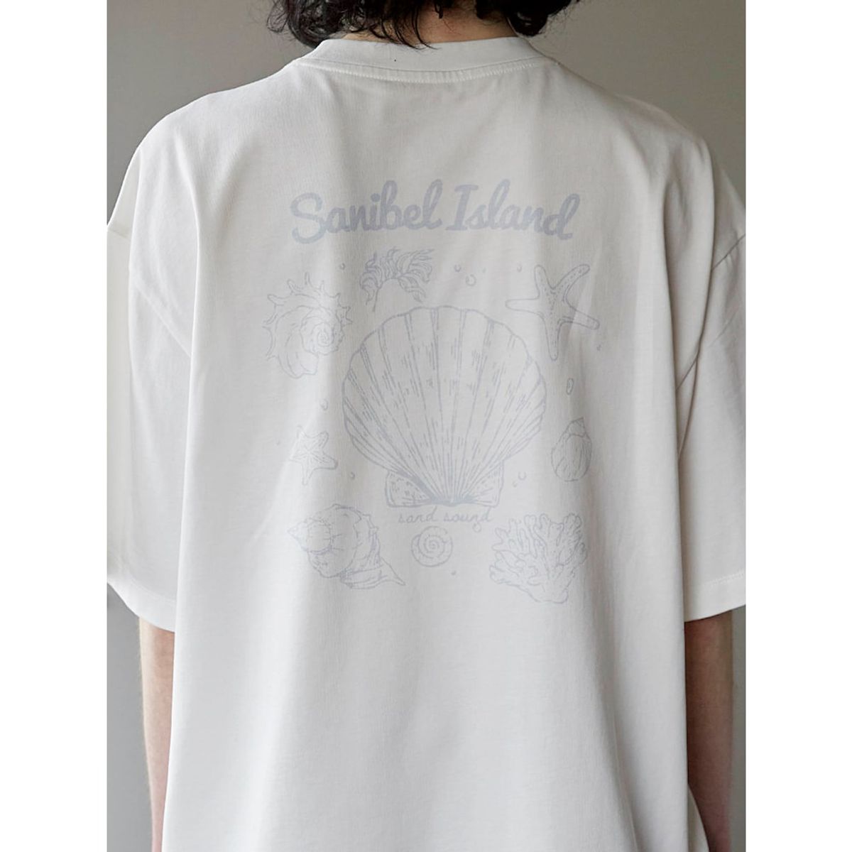 샌드 사운드(SAND SOUND) (UNISEX) 조개 그래픽 오버핏 반팔 티셔츠  화이트