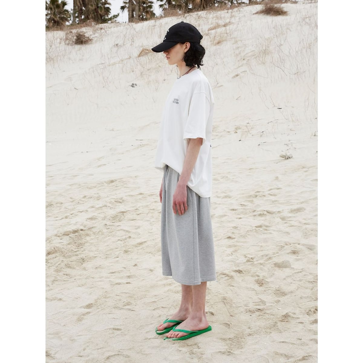샌드 사운드(SAND SOUND) (UNISEX) 비치 그래픽 오버핏 반팔 티셔츠  아이보리