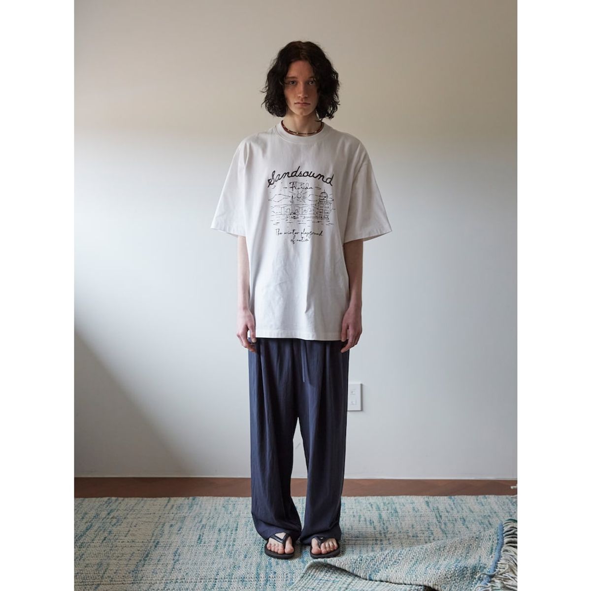 샌드 사운드(SAND SOUND) (UNISEX) 핸드드로잉 그래픽 오버핏 반팔 티셔츠  화이트