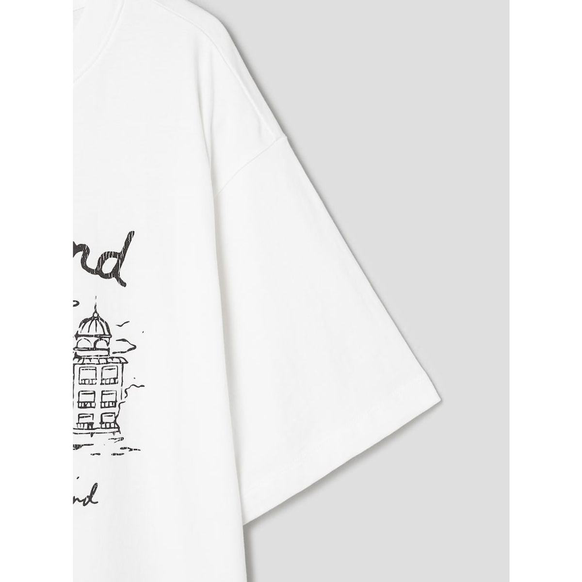샌드 사운드(SAND SOUND) (UNISEX) 핸드드로잉 그래픽 오버핏 반팔 티셔츠  화이트