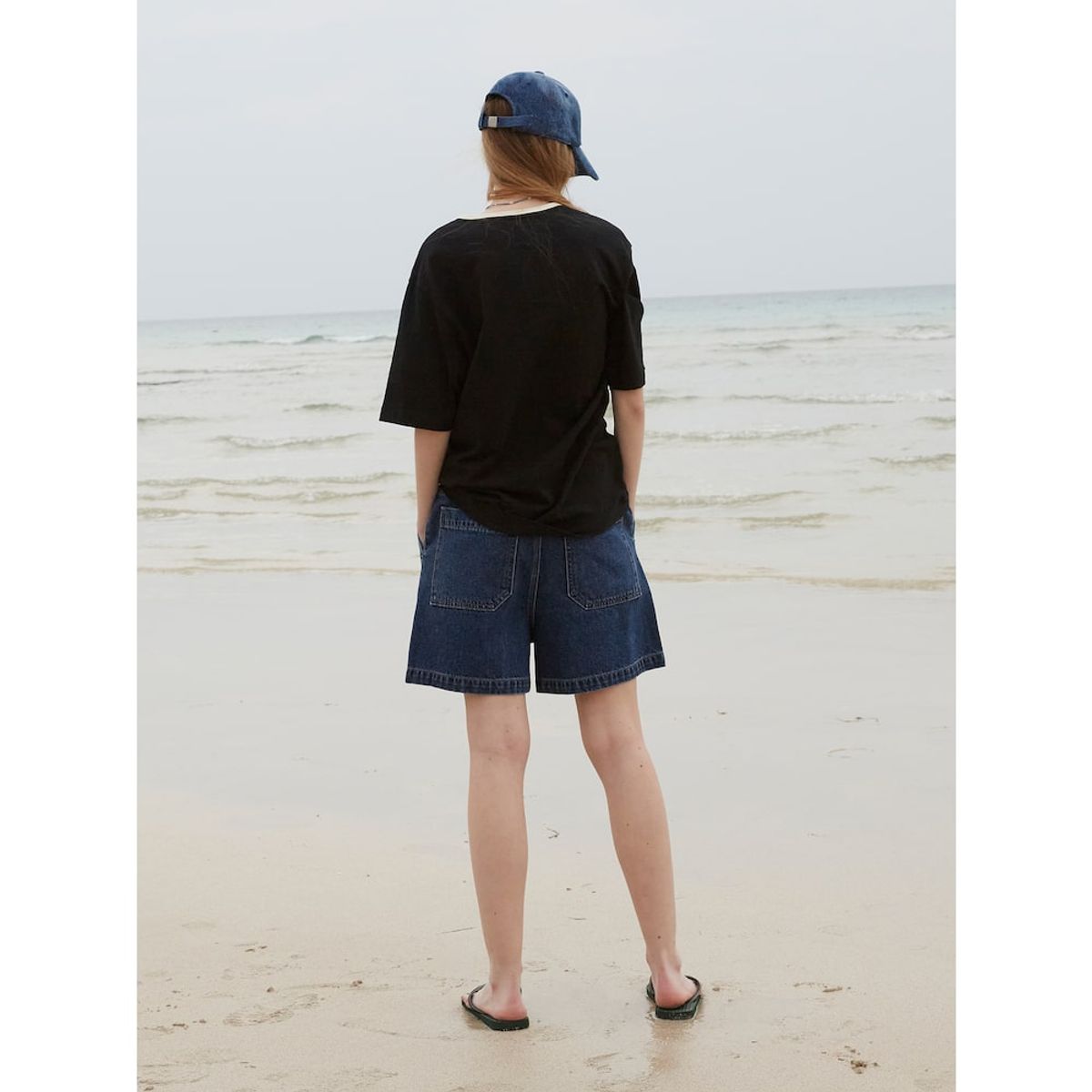 샌드 사운드(SAND SOUND) (UNISEX) 드로잉 그래픽 오버핏 반팔 링거 티셔츠  차콜
