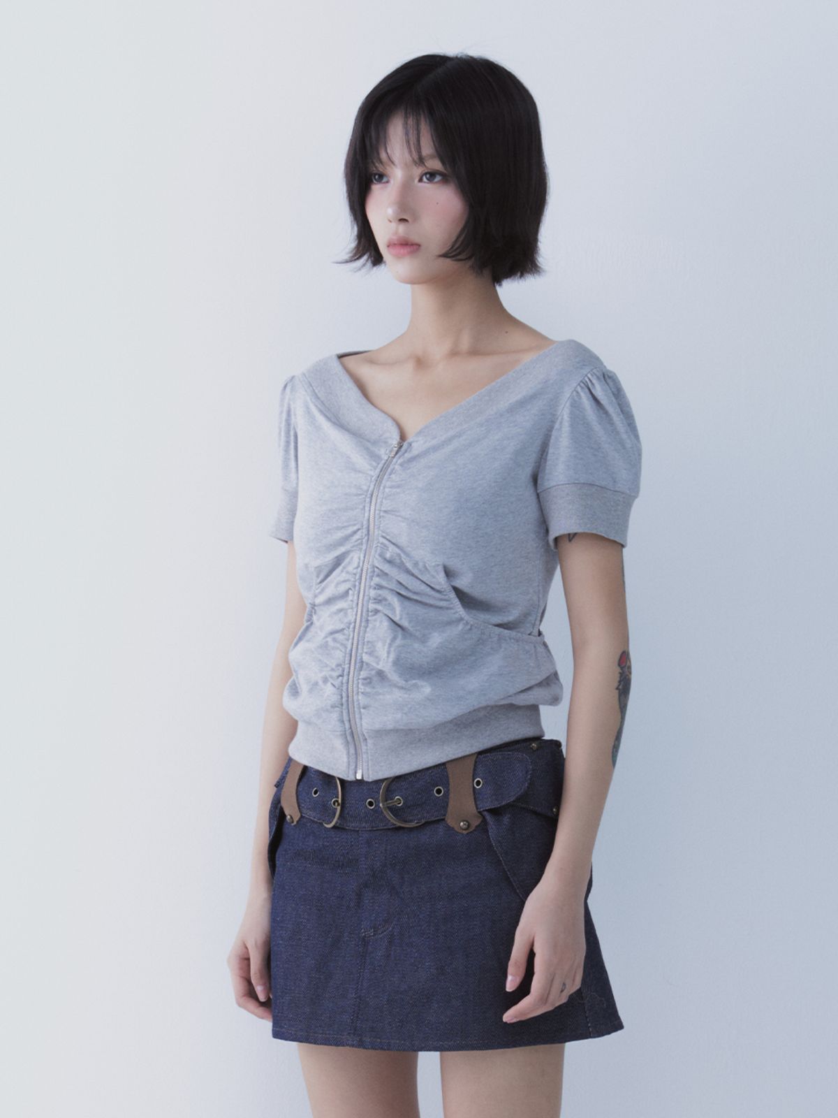 쎄쎄쎄(SETSETSET) ORBIT ZIP TOP GREY