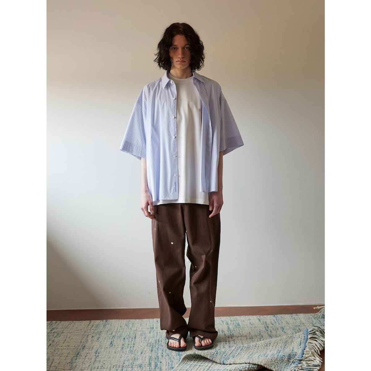 샌드 사운드(SAND SOUND) (UNISEX) 자수 디테일 코튼 팬츠  브라운