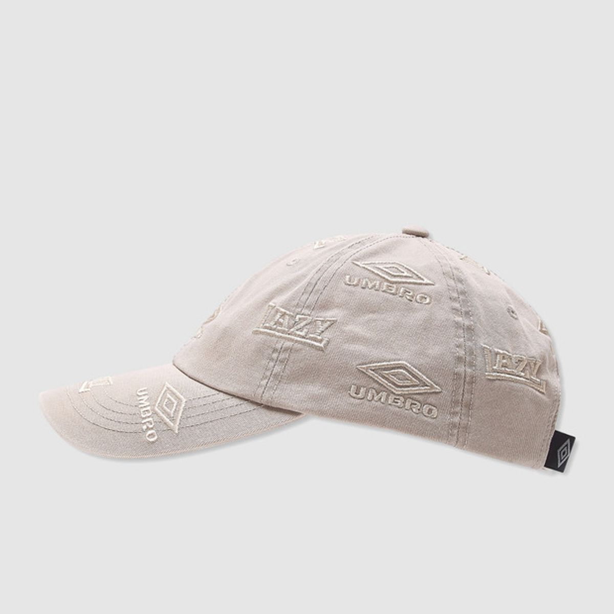 엄브로(UMBRO) [UMBRO X SLAM JAM] Lazy 볼캡 아이보리(UQ113CCP31)
