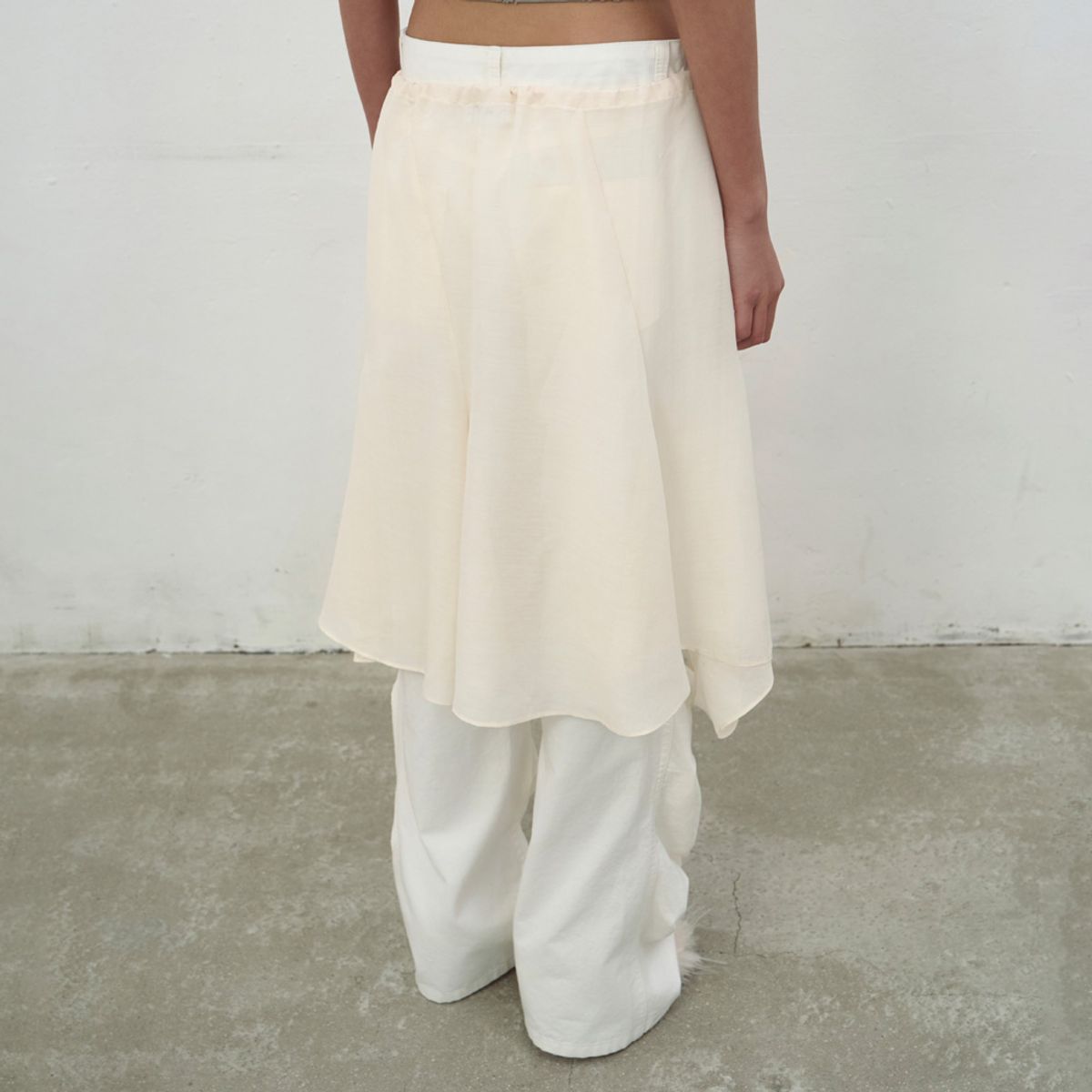 엘씨디씨티엠(LCDC™) FLARE LAYERED SKIRT (IVORY)