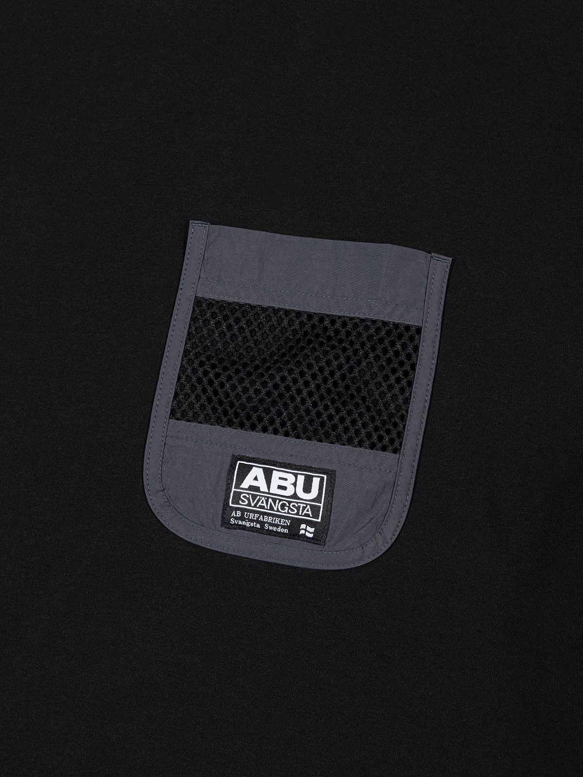 아부가르시아(ABU GARCIA) 메쉬 포켓 반팔티 BLACK