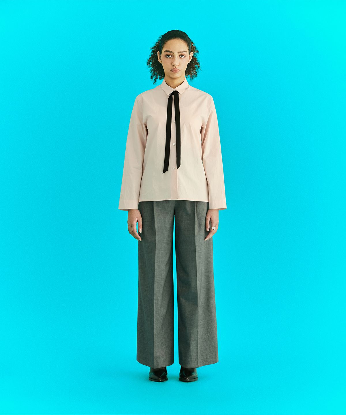에르에르(ERER) Single Pleat Wide Slacks Gray