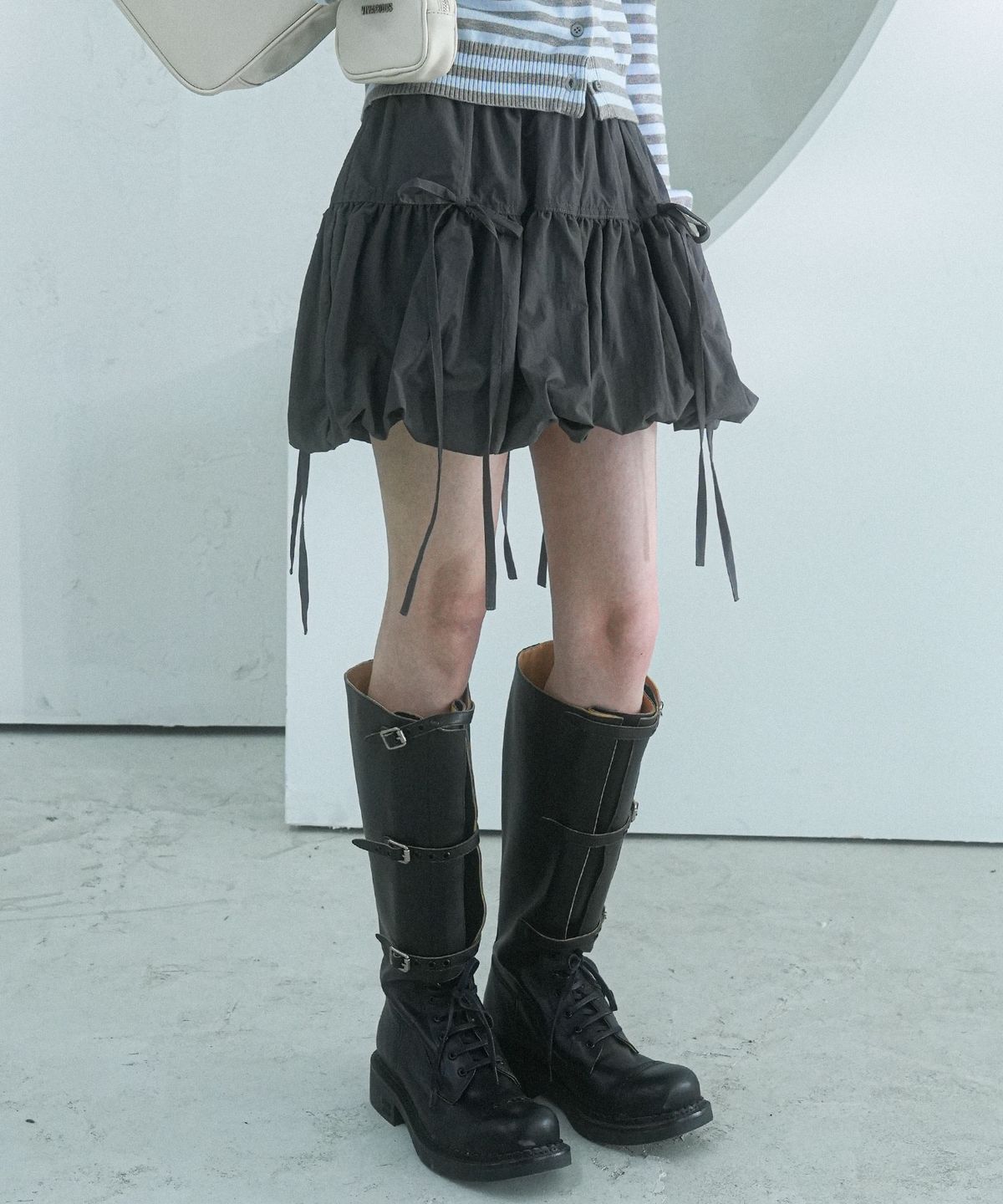 비바셔스(VIVACIOUS) Aria Balloon Ribbon Mini Skirt - 3COL