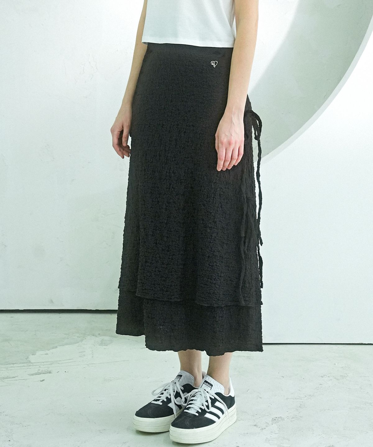 비바셔스(VIVACIOUS) Ribbon Shell Layered Long Skirt - 2COL