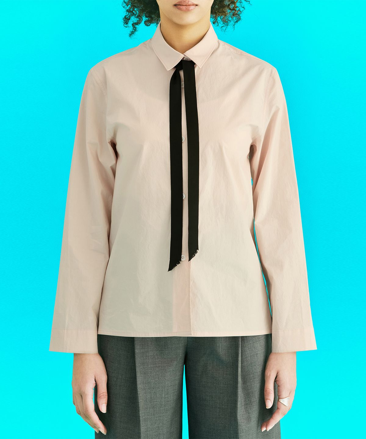 에르에르(ERER) Ribbon Detail Shirt Pink