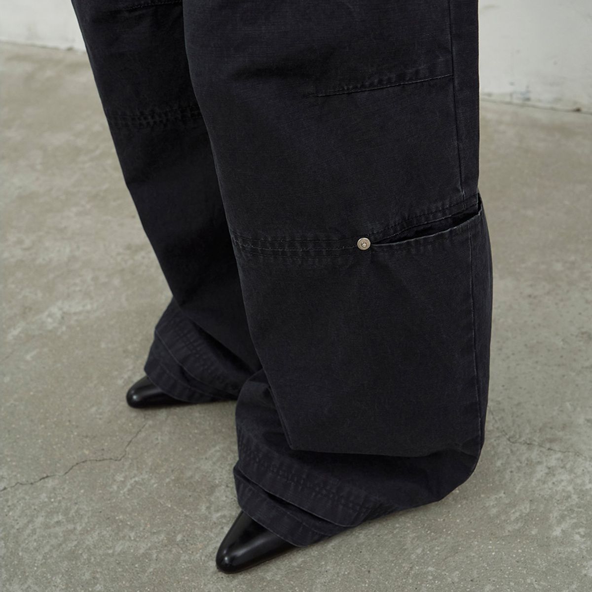 엘씨디씨티엠(LCDC™) WASHED STRING WIDE-LEG TROUSERS (DARK GREY)