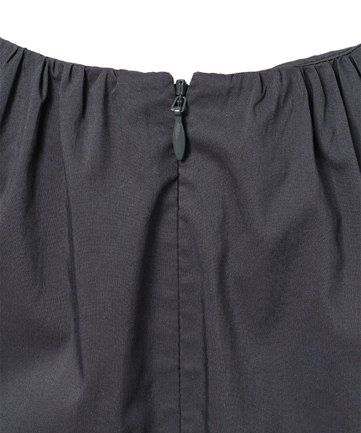 아모멘토(AMOMENTO) COTTON VOLUME SHIRRING DRESS_CHARCOAL