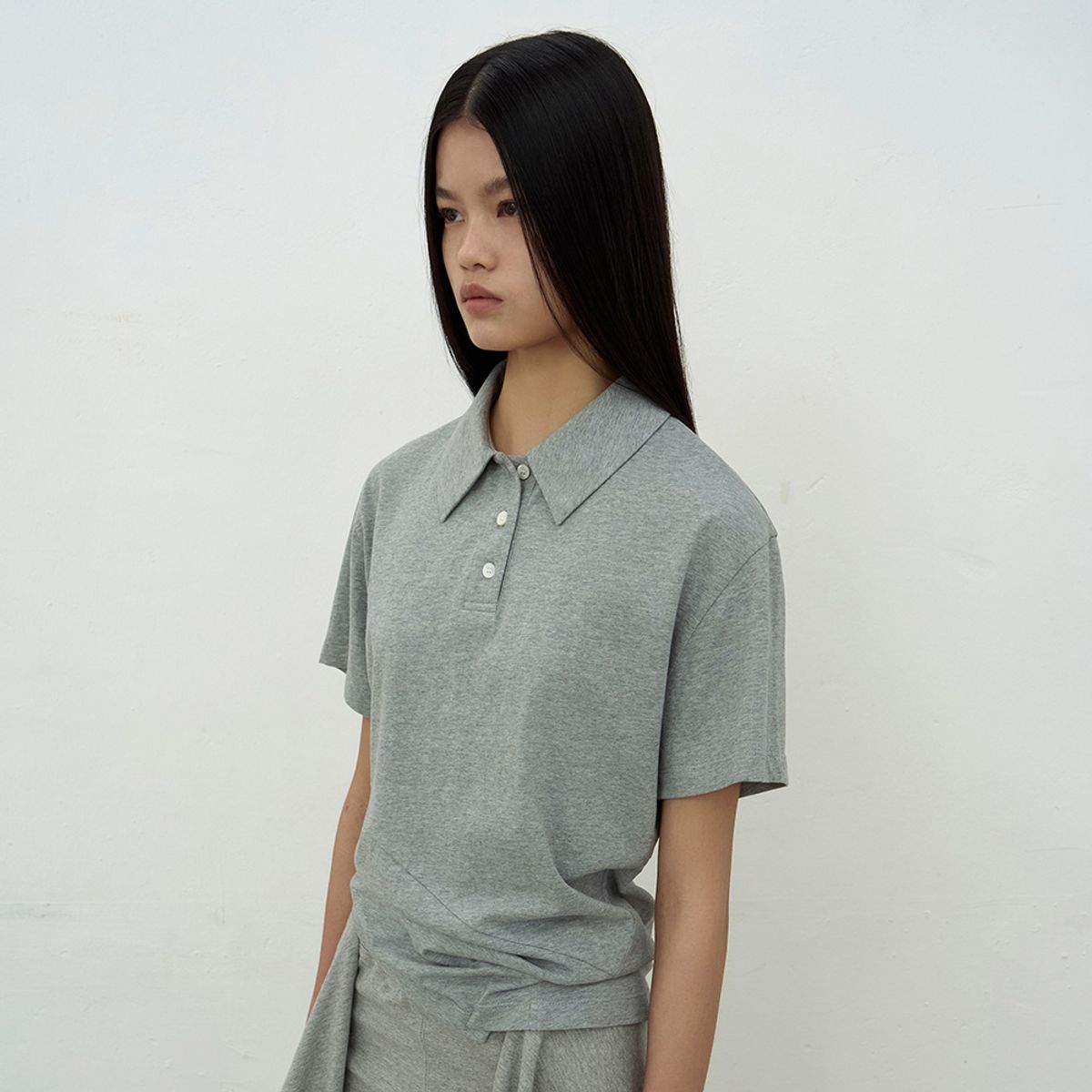엘씨디씨티엠(LCDC™) OPEN COLLAR TOP (MELANGE GREY)