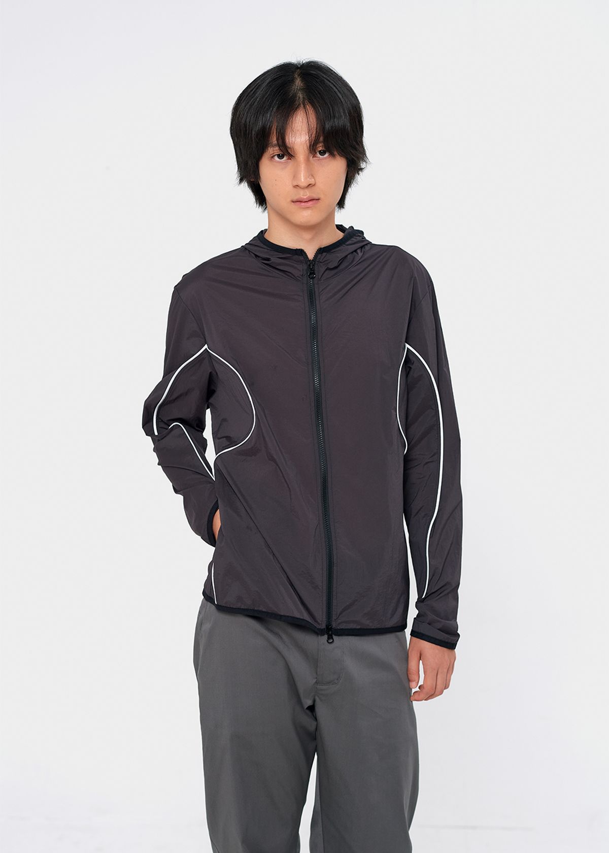 이레귤러(IRREGULAR) PARA LIGHT HOOD ZIP-UP (BROWN)