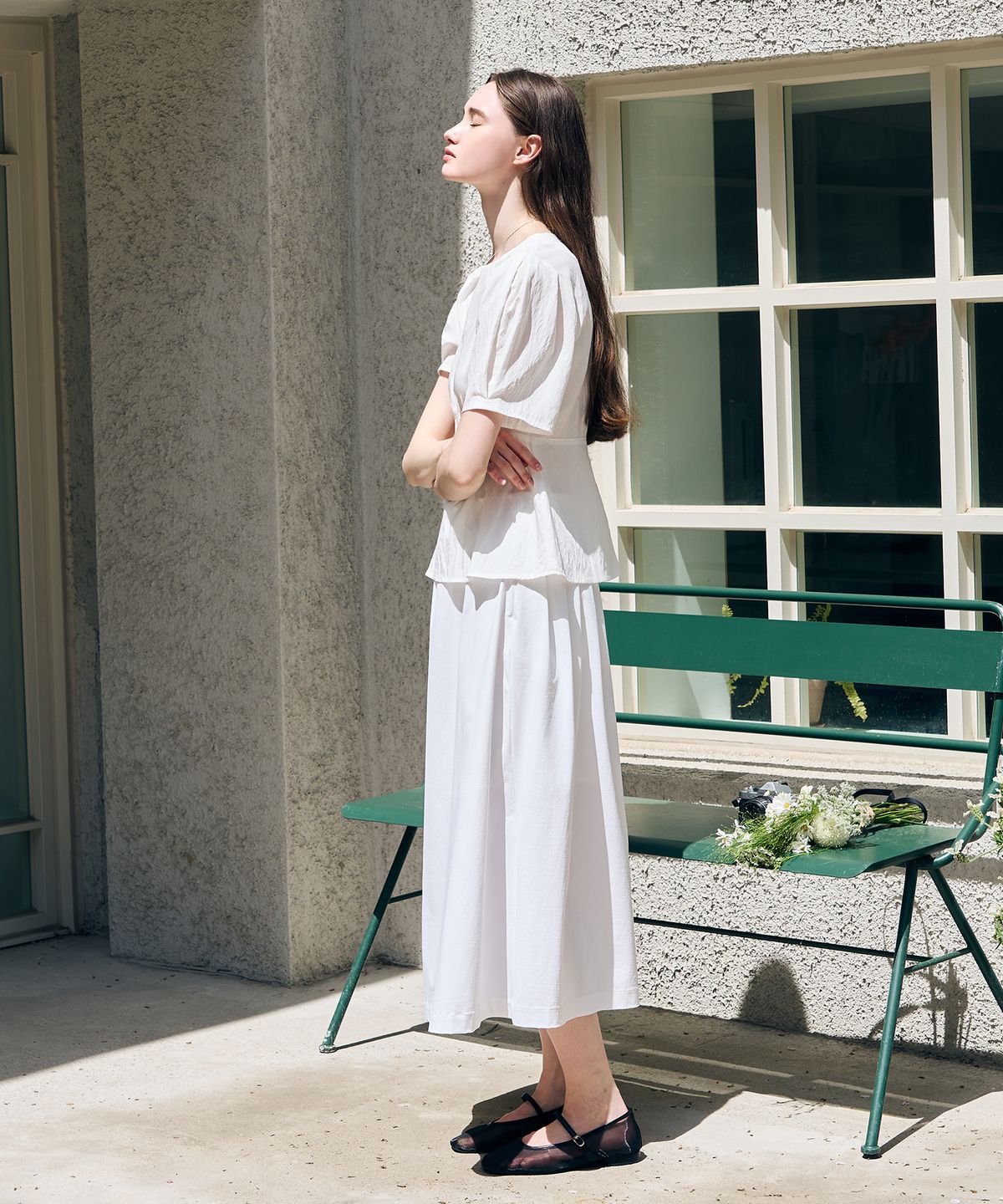 드로우핏 우먼(DRAWFIT WOMEN) 에델 퍼프 슬리브 반팔 블라우스 [IVORY]