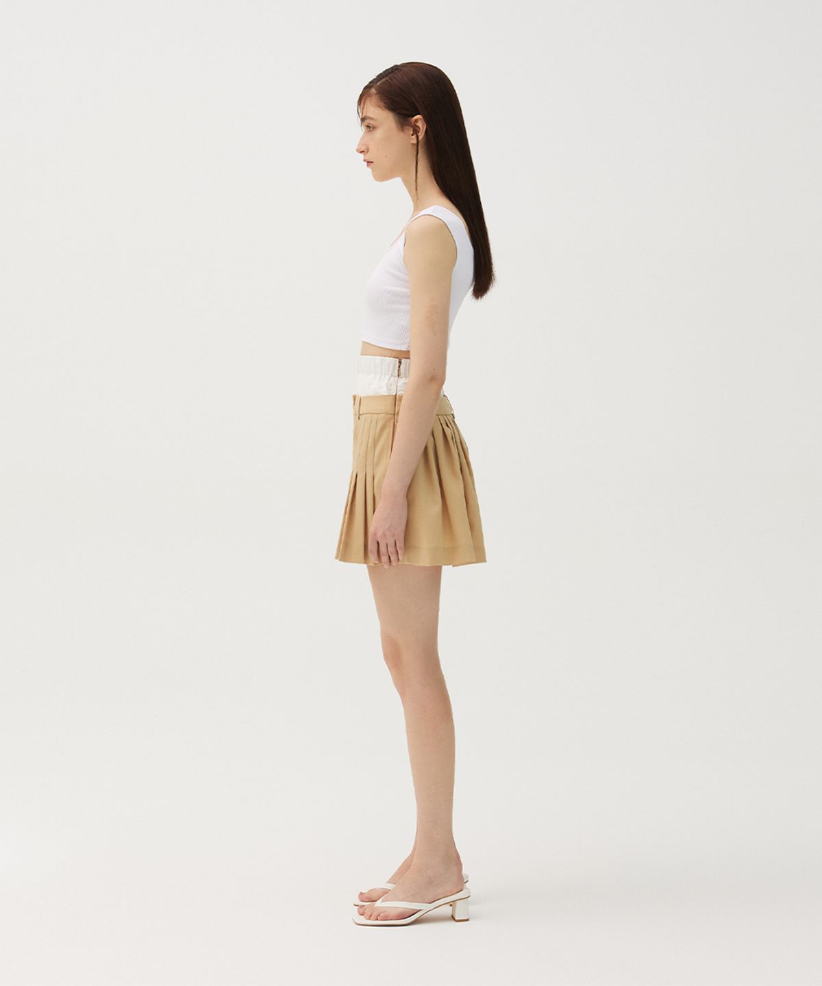 므아므(MMAM) Layered pin tuck shorts
